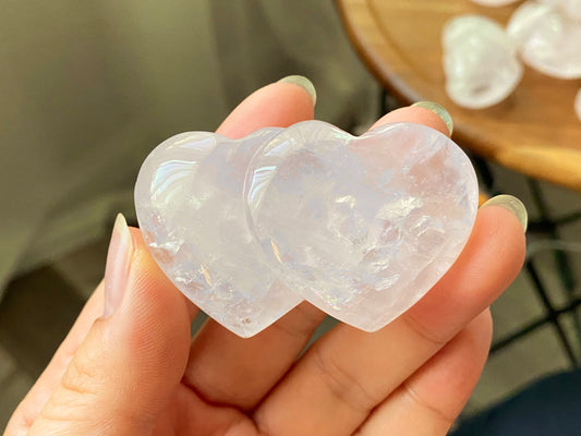 AA high quality Nature Raw Rose quartz puffy heart shape crystal ornament home decoration