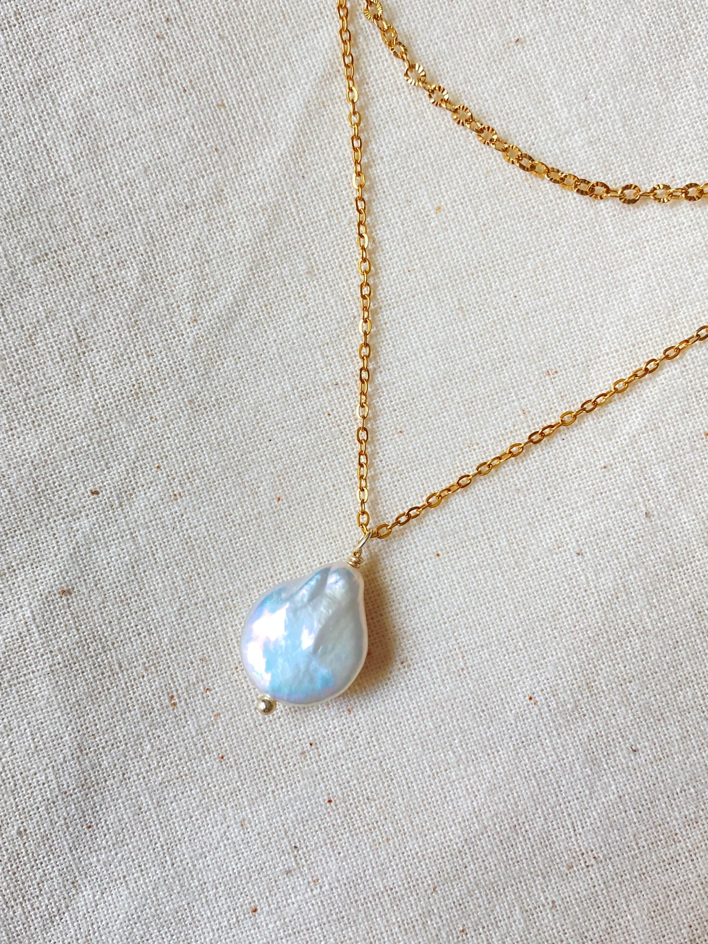 Double Layered Baroque Pearl Pendant Necklace – Elegant 18K Gold-Plated Chain