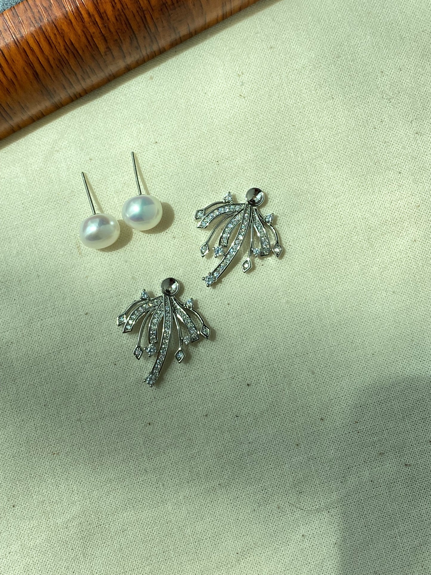 Convertible Pearl Firework Earrings 2 in 1 Sparkling Detachable Studs