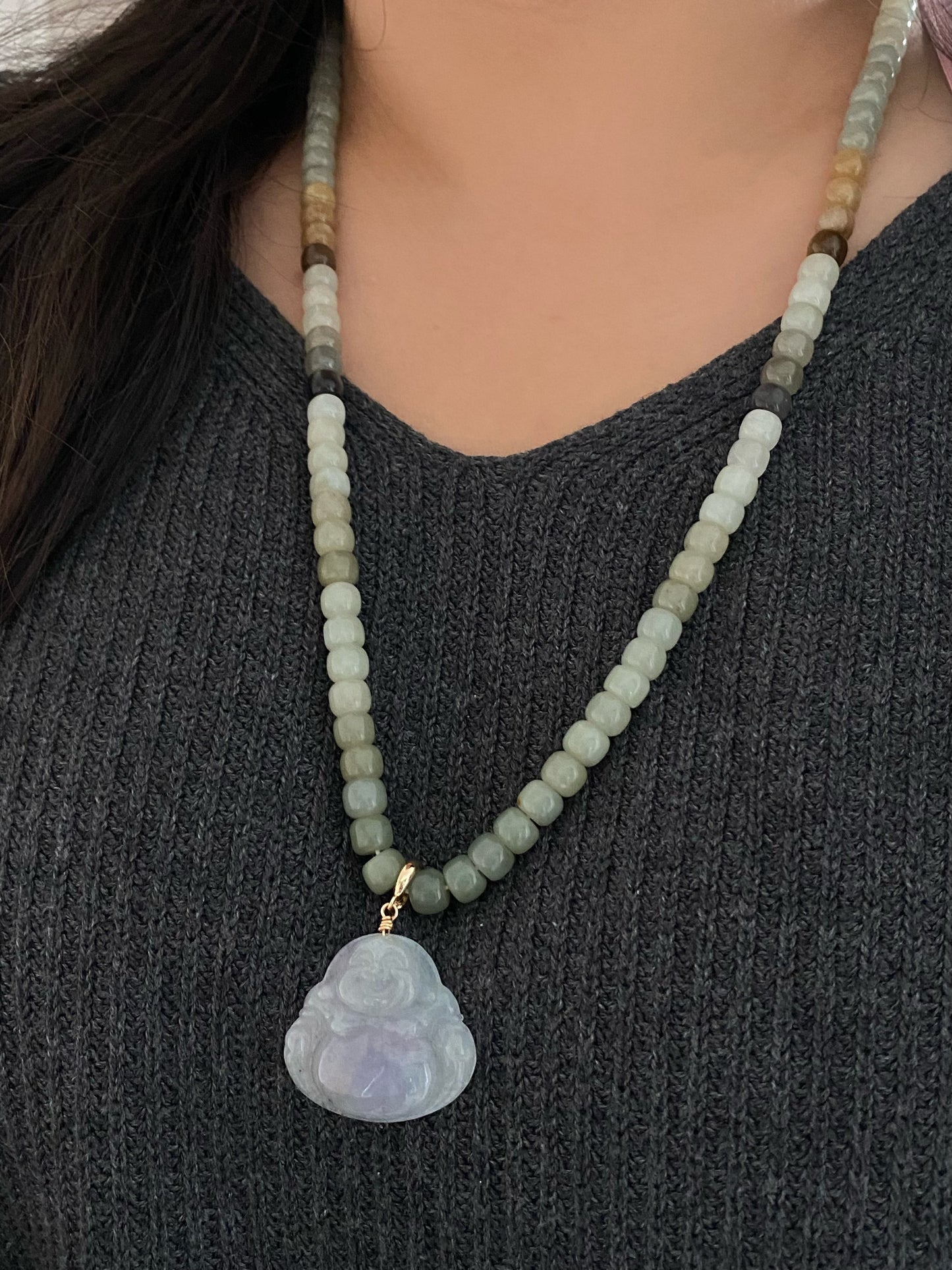 Natural Elegant Long Hetian Jade Necklace with Healing Barrel-Shaped Beads