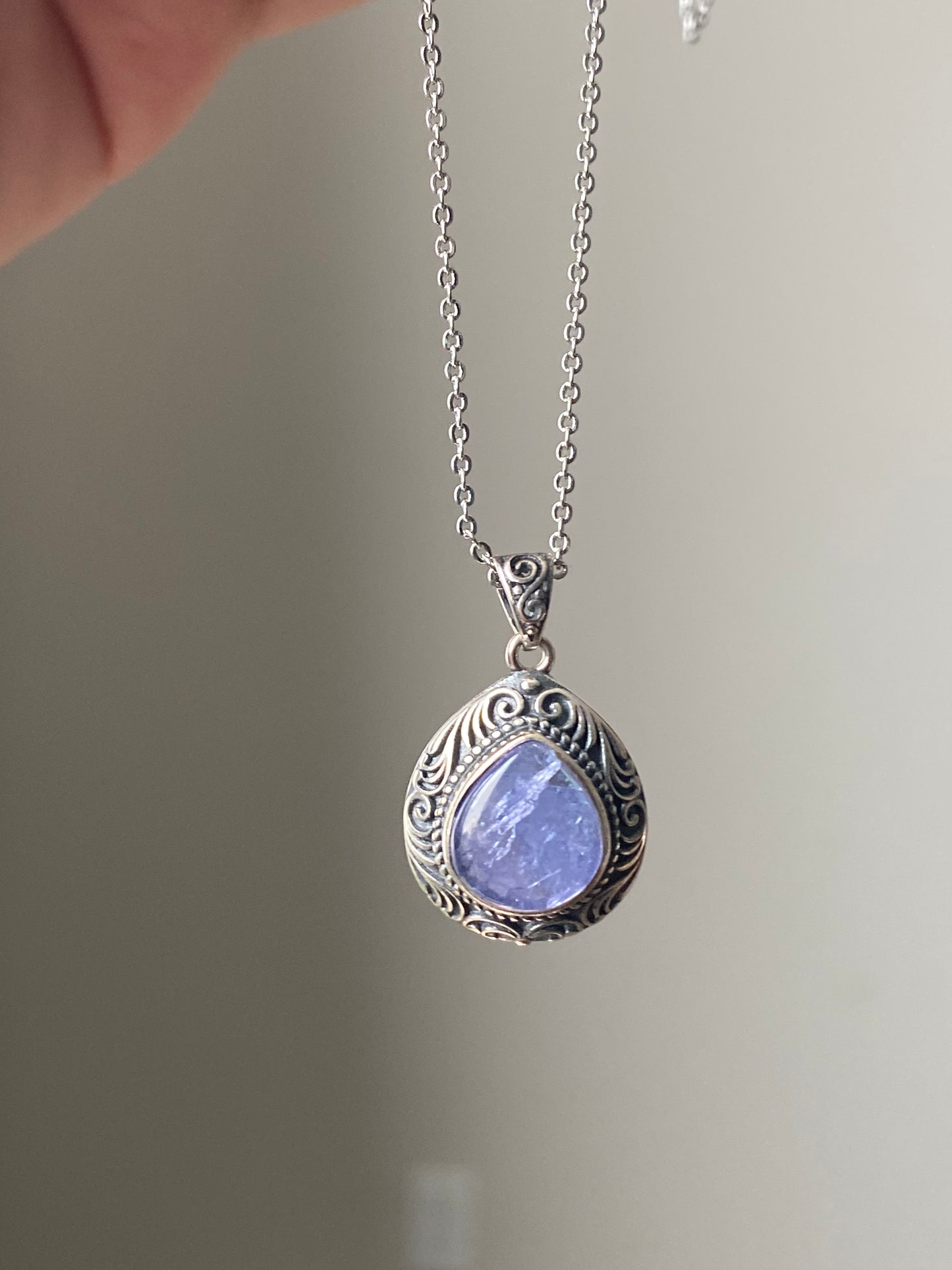 Elegant Natural Tanzanite and Sterling Silver Pendant Necklace - Timeless Luxury Accessory