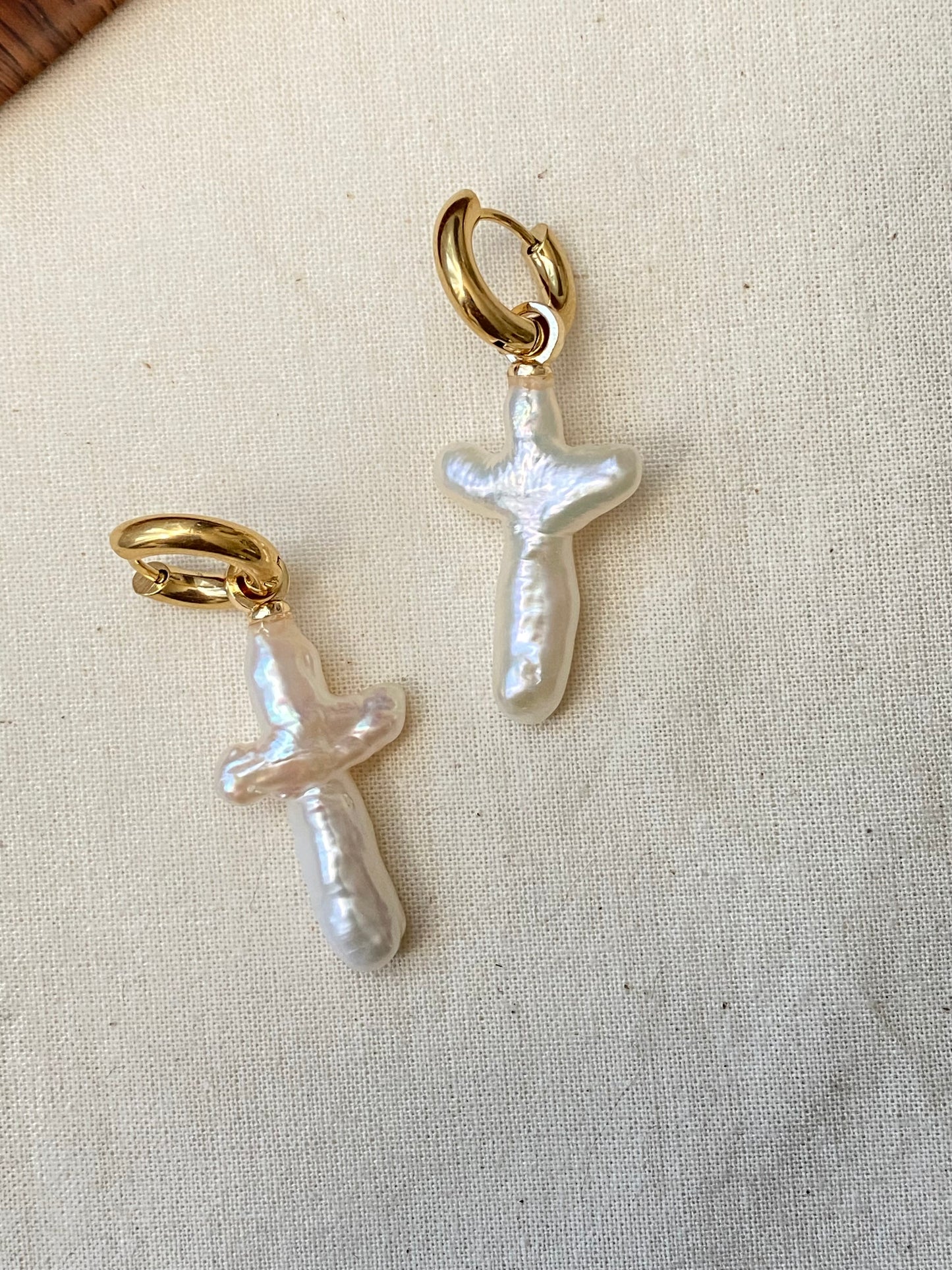 cross pearl removal earring