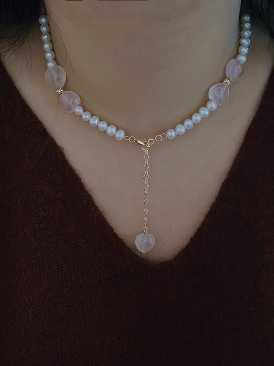 Pearl and Heart-Shaped Rose Quartz Necklace | Adorable Bow Knot Design | Versatile Love-Themed Jewelry