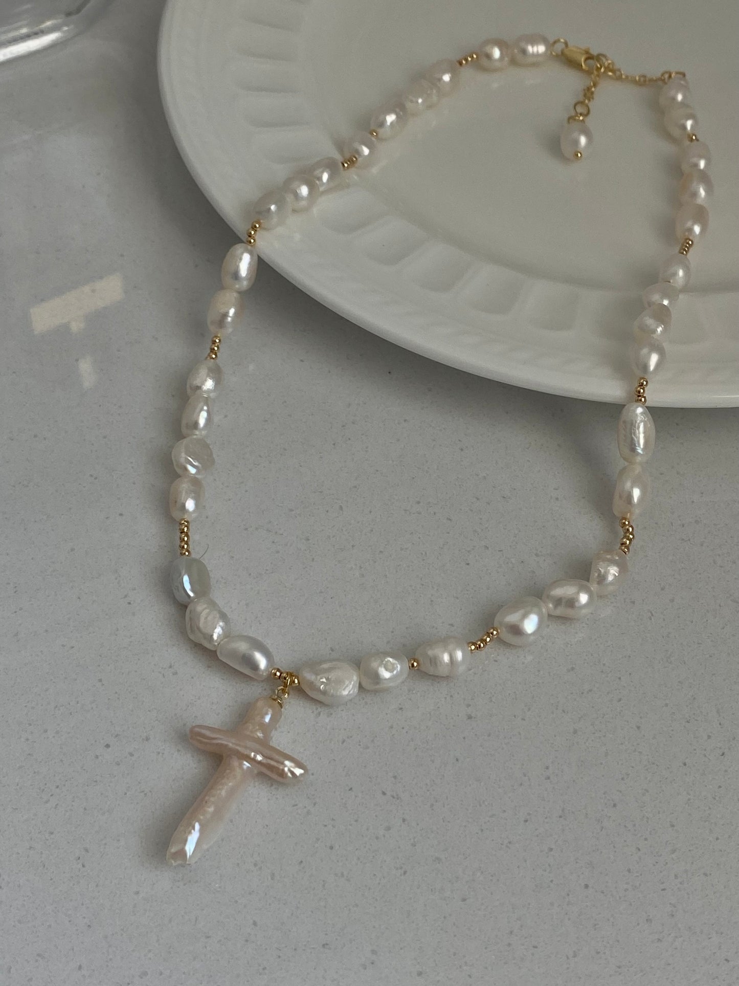 Freshwater Baroque Peearl Choker Necklace Cross Pearl necklace Layering necklace for Her Unique Necklace for Bridal Dainty Wedding Jewelry