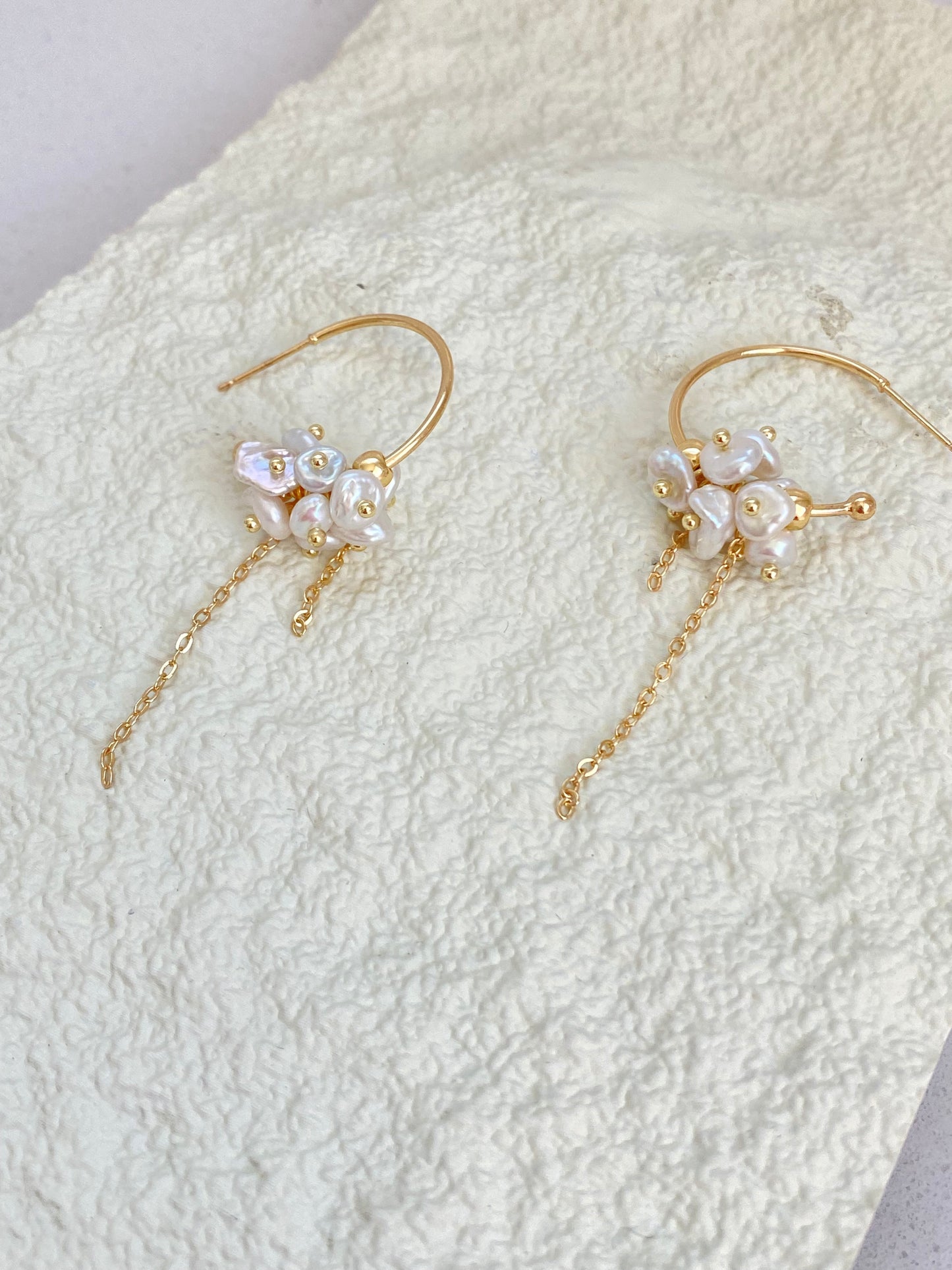 Baroque Petal Pearl Flower Bouquet Earrings, Elegant Wedding Jewelry, Bridal Statement Earrings,Dainty gift for her, Valentine's gift