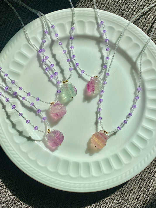 Fluorite Nine-Tailed Fox Carving Necklace | Fluorite Crystal Healing Pendant |九尾狐 |きゅうびのきつね Emotional Balance and Stress Relief