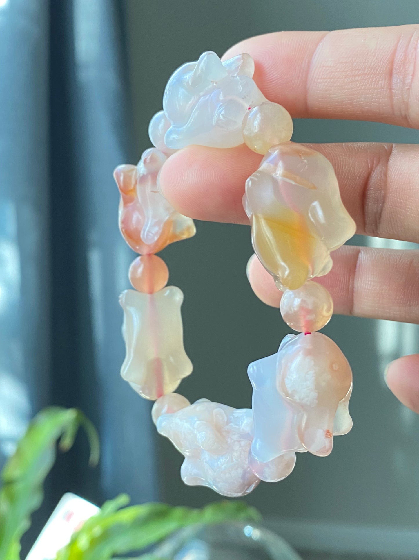 handcraft Natural flower agate-cherry blossom agate-sakura agate bunny flying rabbit bead bracelet