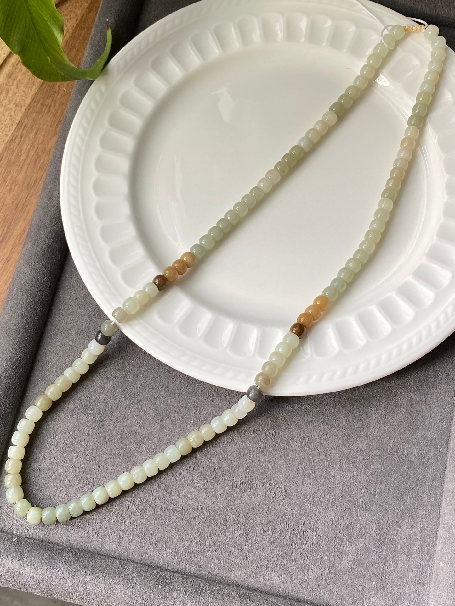 Natural Elegant Long Hetian Jade Necklace with Healing Barrel-Shaped Beads