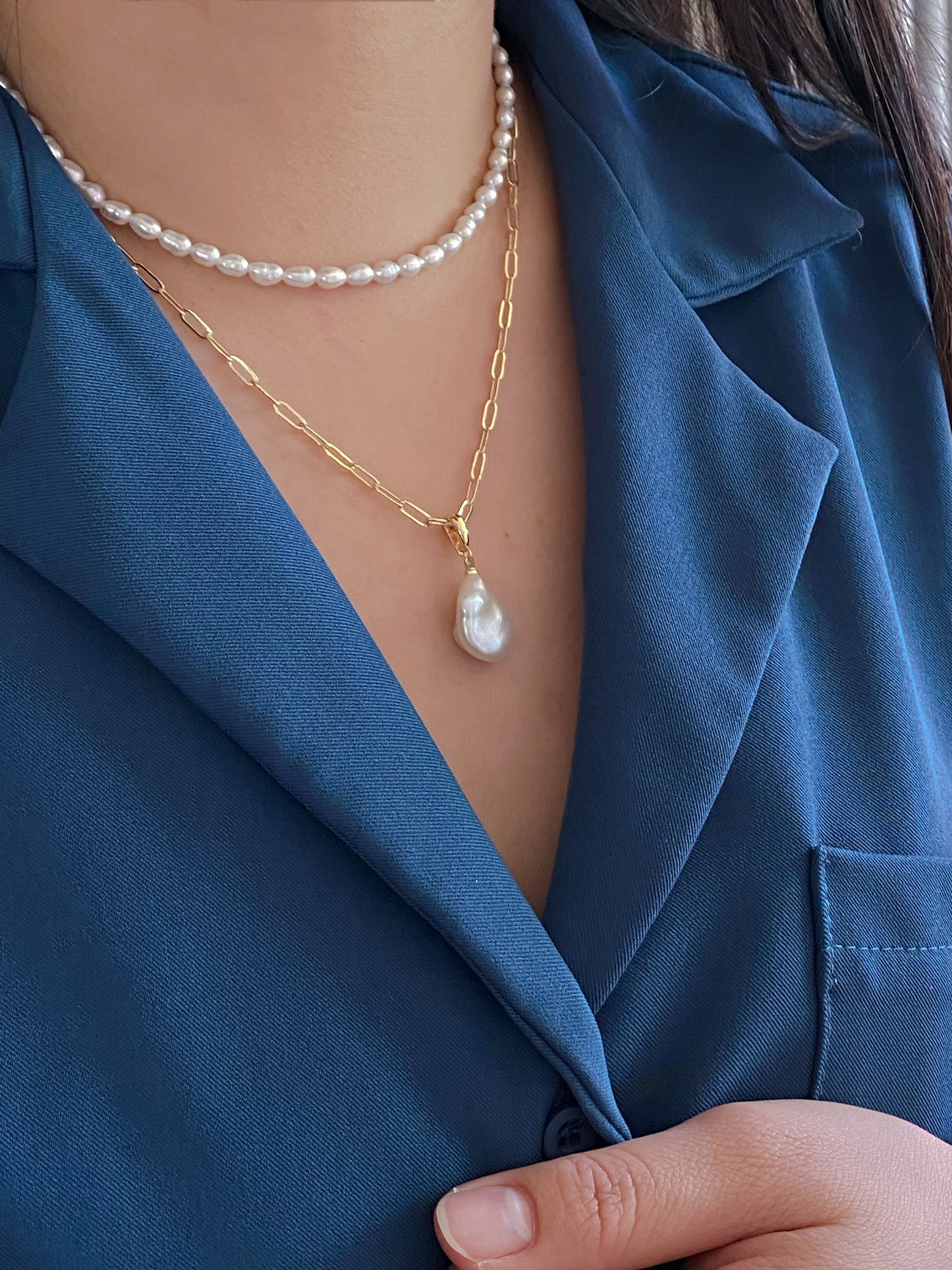 Natural petal pearl pendant necklace Irregular Baroque Pearl Pendant Necklace • Bridesmaids Gifts