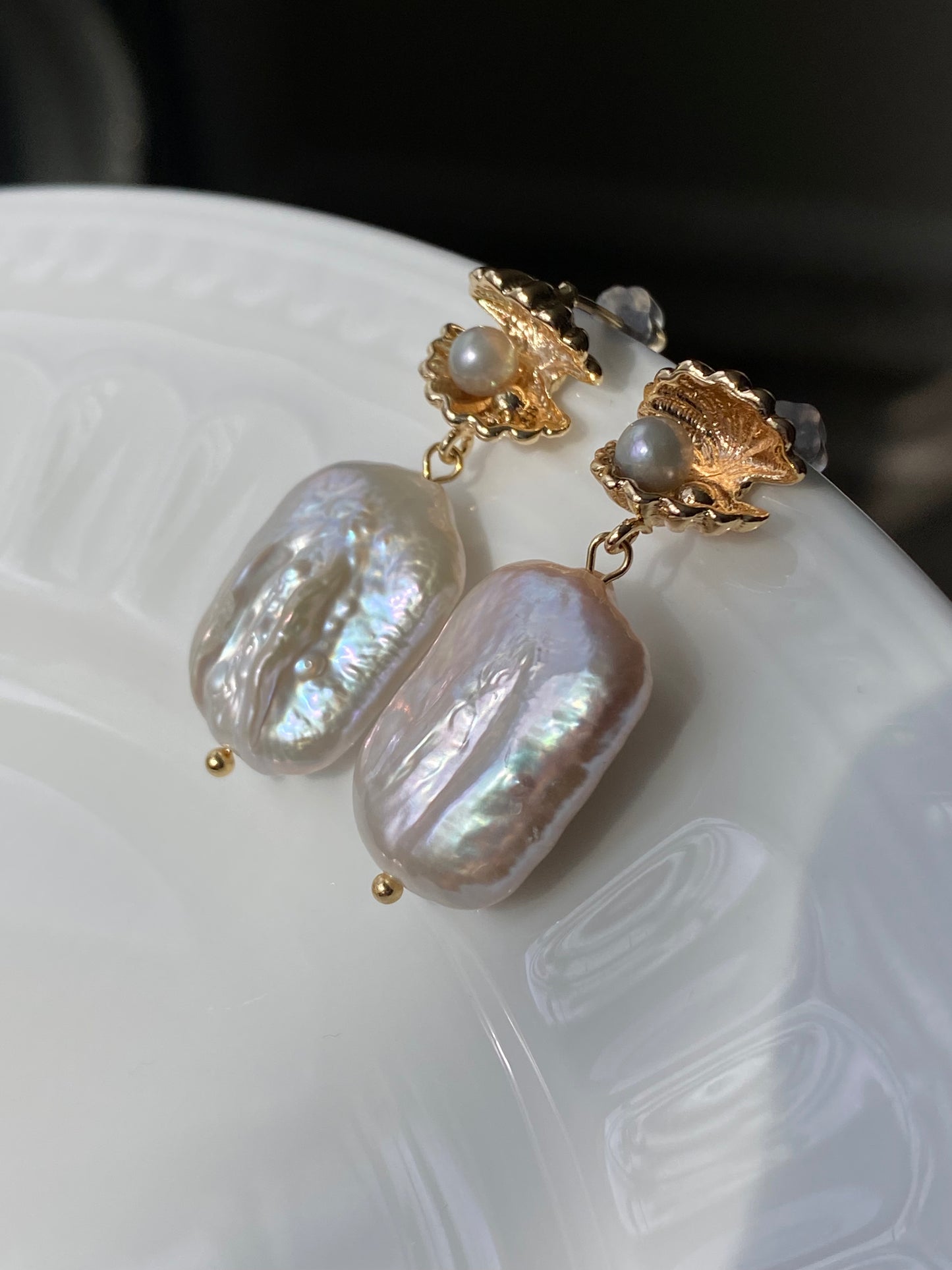 Golden Shell & Akoya Pearl Earrings | Baroque Pendant | Luxurious Ocean-Inspired Jewelry