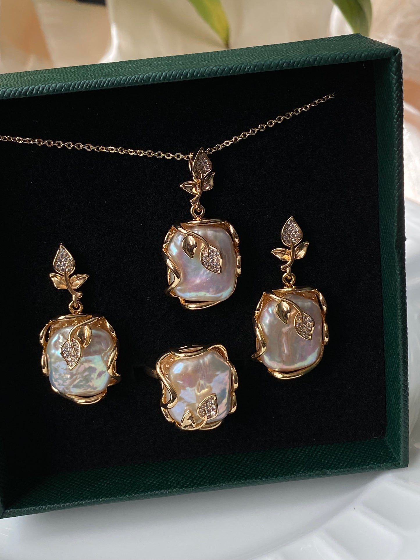 Handcrafted Artistic Pearl Jewelry Set - Adjustable Ring, Pendant Necklace, and Earrings Inspired by Love and Nature