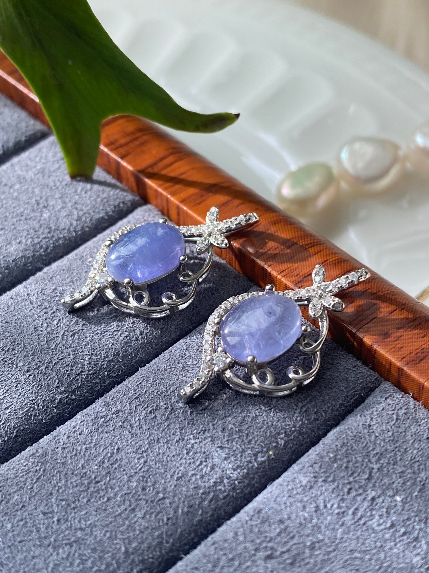 Elegant Natural Tanzanite and Sterling Silver Pendant Necklace - Timeless Luxury Accessory