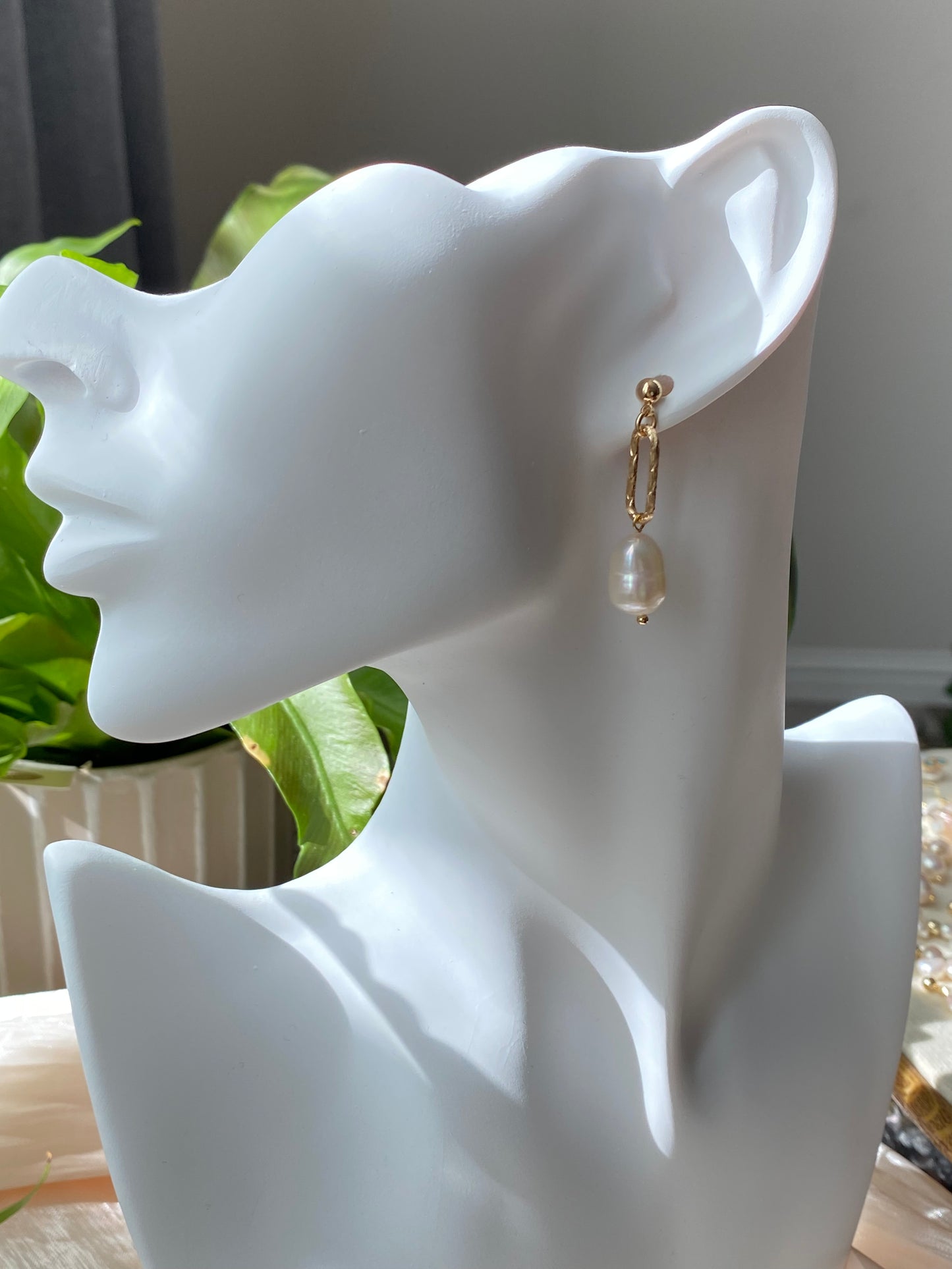 Natural baroque pearls 8 baroque dangle drop earring