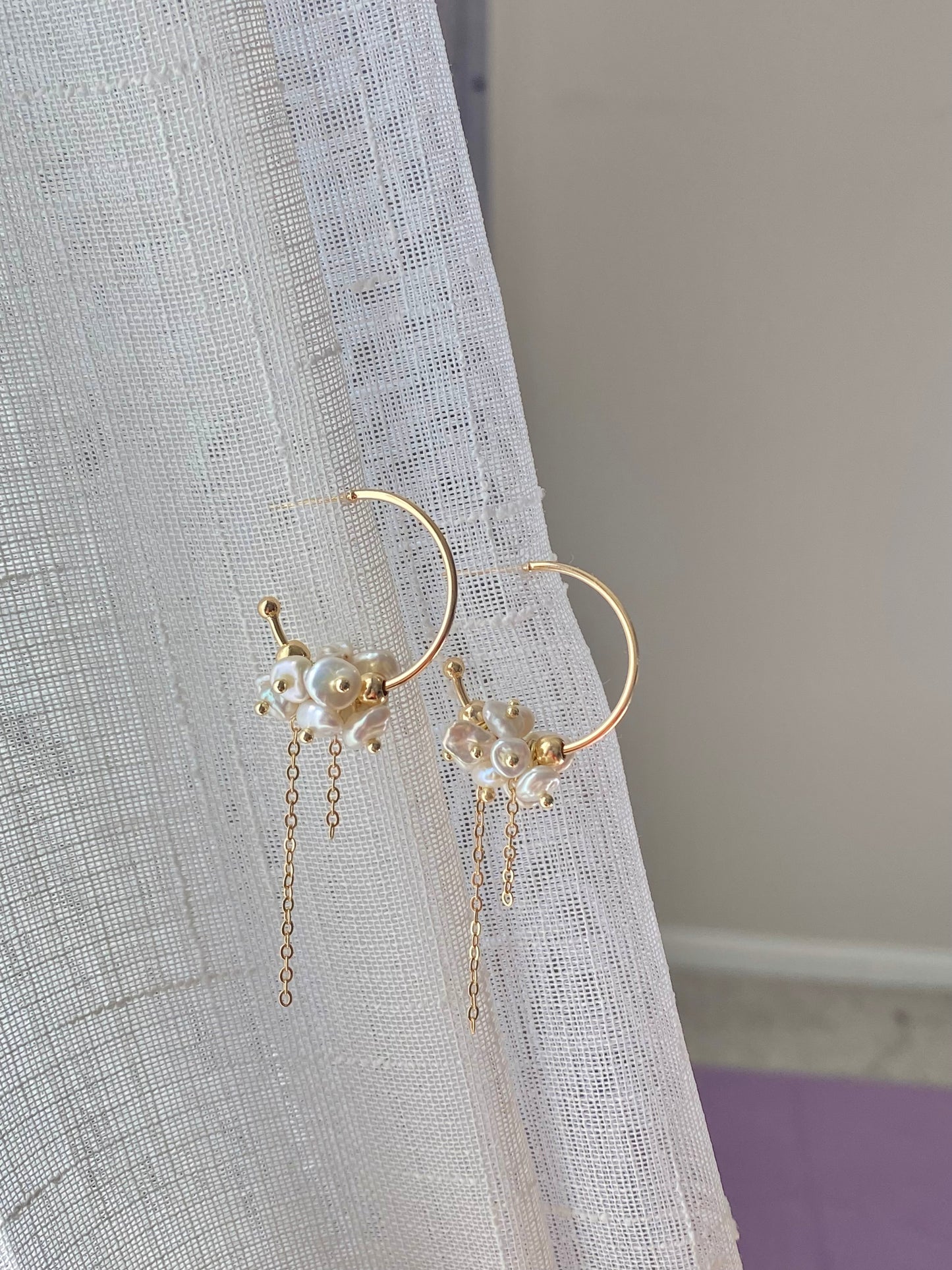 Baroque Petal Pearl Flower Bouquet Earrings, Elegant Wedding Jewelry, Bridal Statement Earrings,Dainty gift for her, Valentine's gift