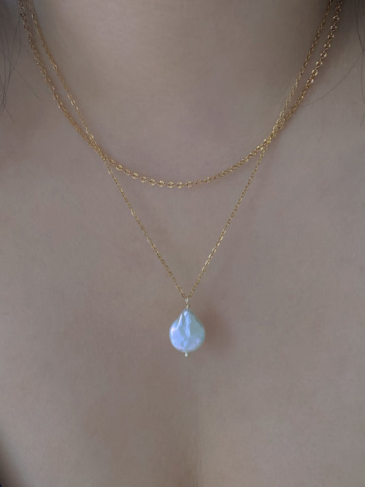 Double Layered Baroque Pearl Pendant Necklace – Elegant 18K Gold-Plated Chain