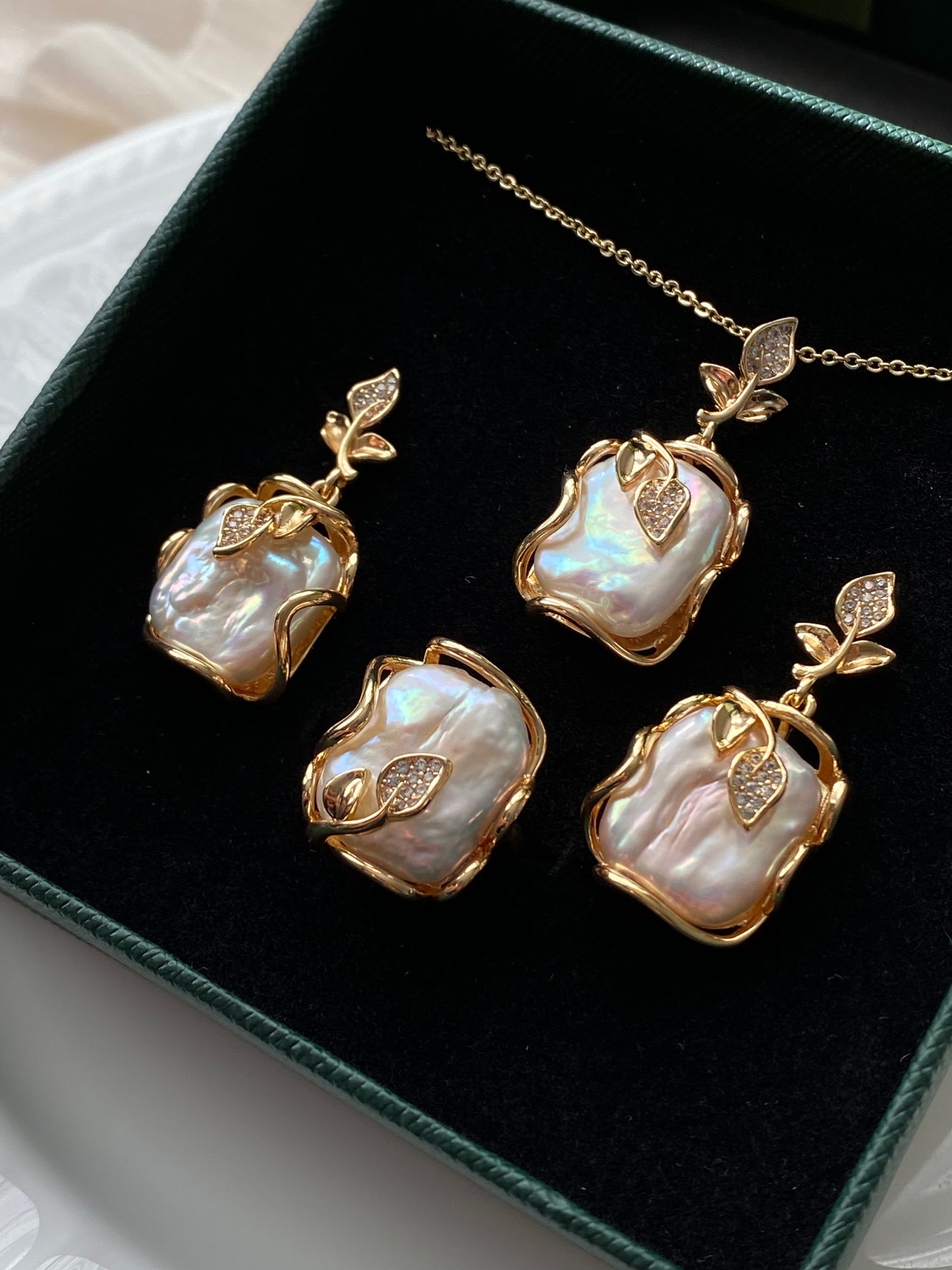 Handcrafted Artistic Pearl Jewelry Set - Adjustable Ring, Pendant Necklace, and Earrings Inspired by Love and Nature