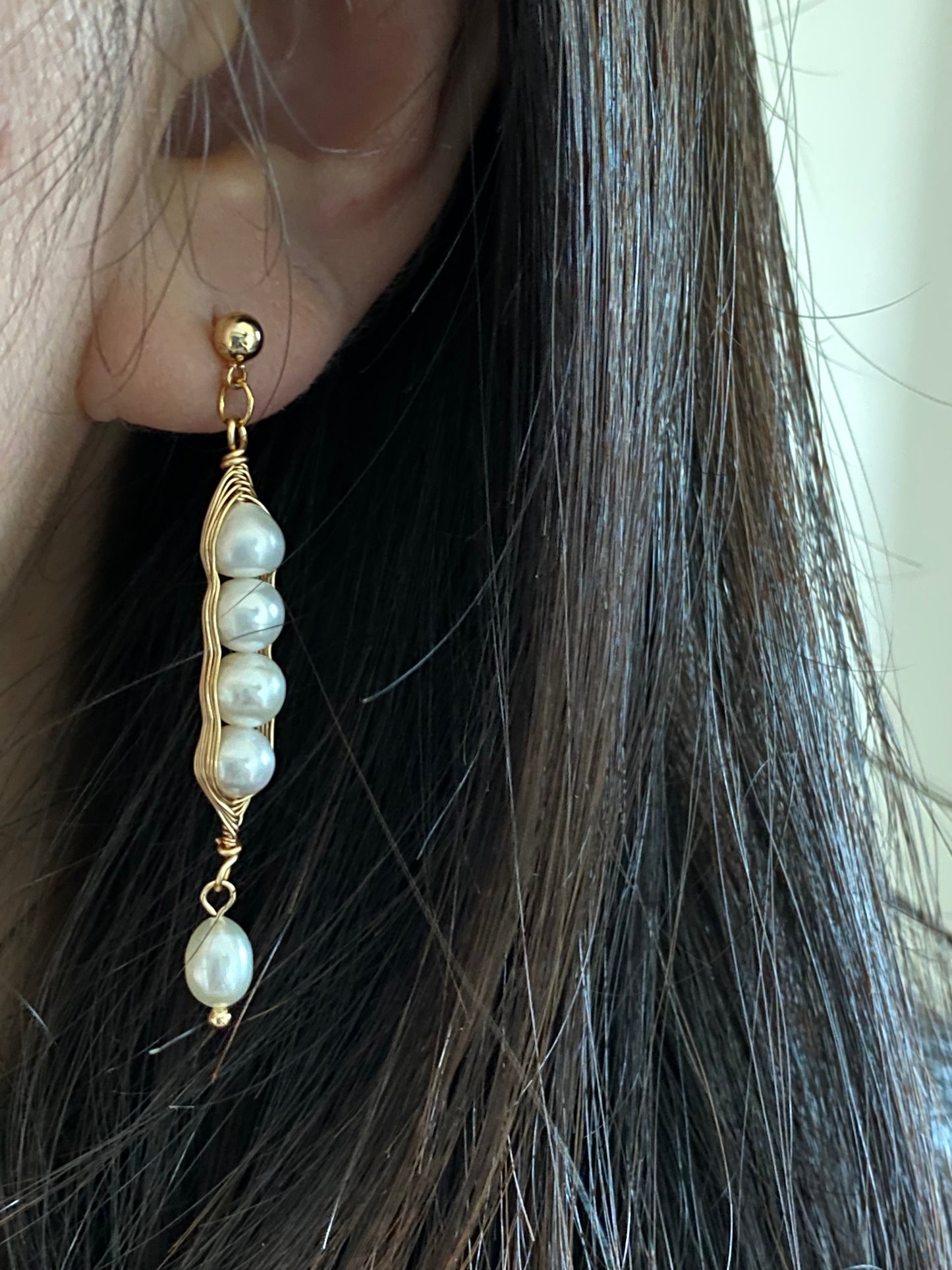 Freshwater pearls 14K gold filled pea pod dangle drop earring,handmade earring,Bridesmaid Gift,christmas gift