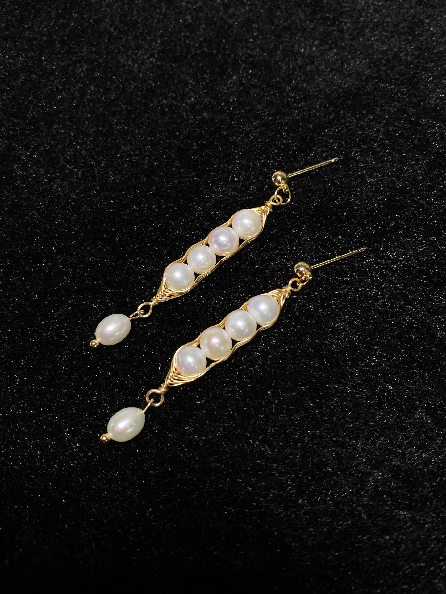 Freshwater pearls 14K gold filled pea pod dangle drop earring,handmade earring,Bridesmaid Gift,christmas gift