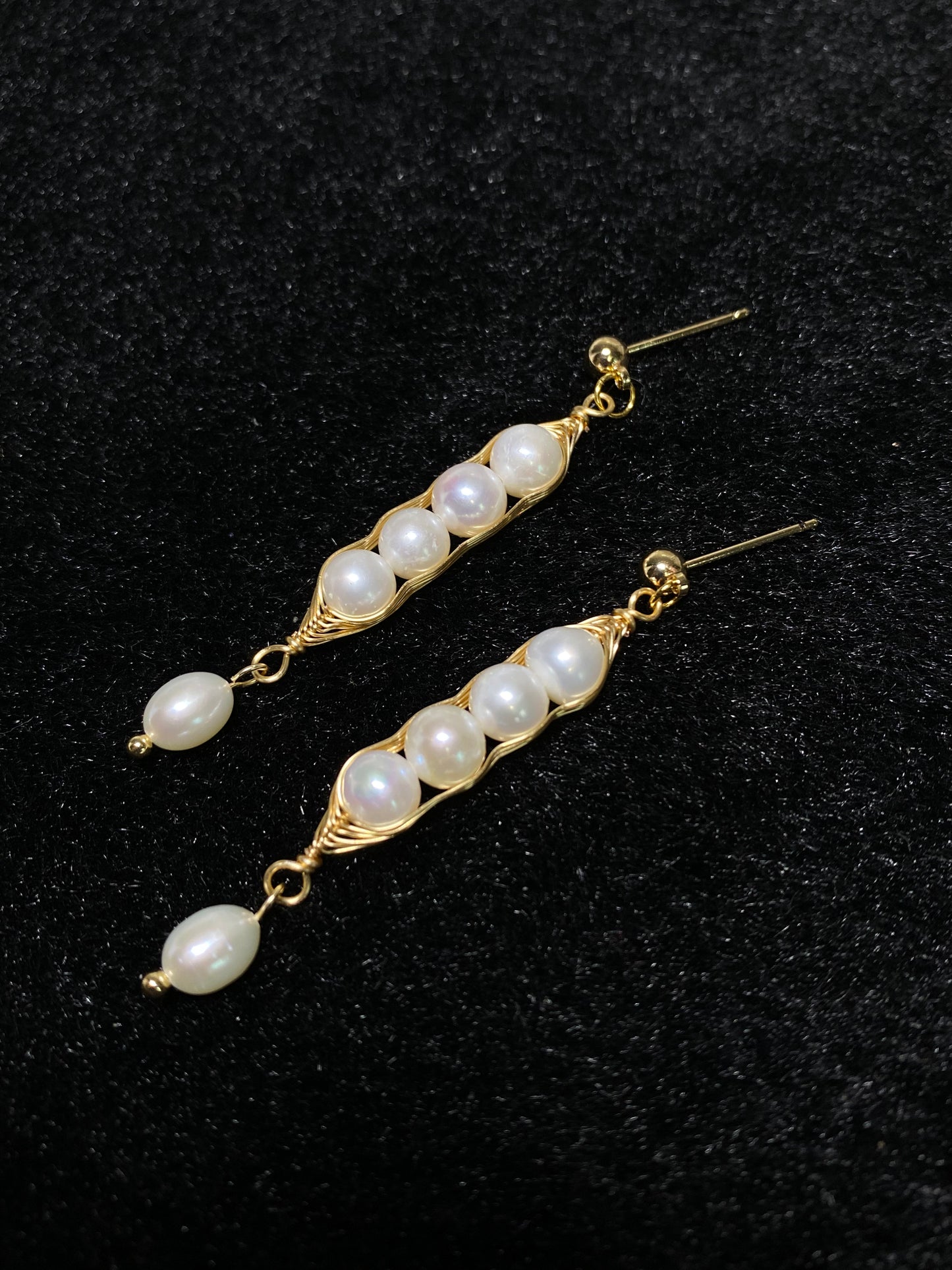 Freshwater pearls 14K gold filled pea pod dangle drop earring,handmade earring,Bridesmaid Gift,christmas gift