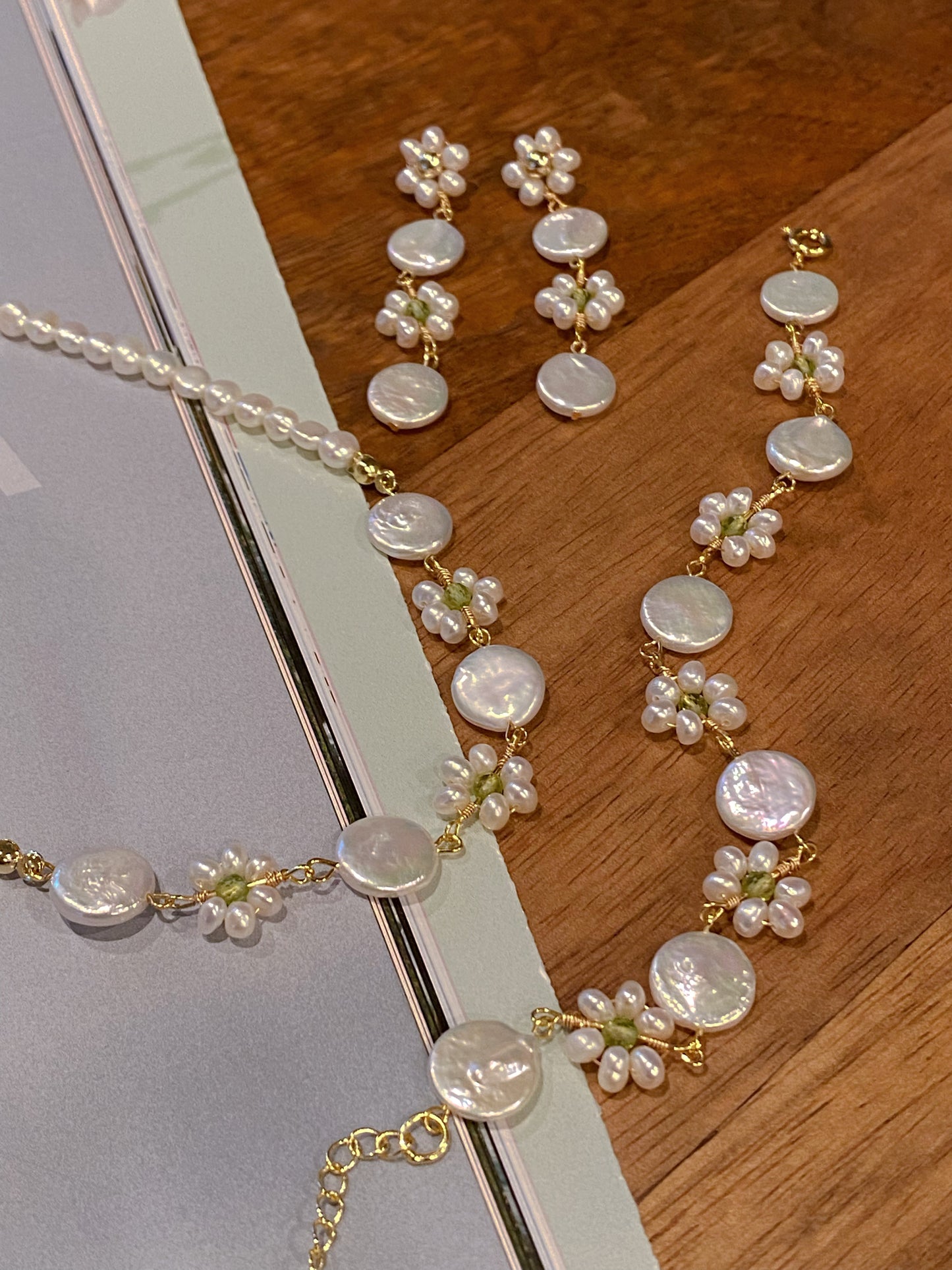 Summer Fun Natural freshwater baroque pearls with Prehnite daisy Flower elegant necklace,earring,bracelet set,