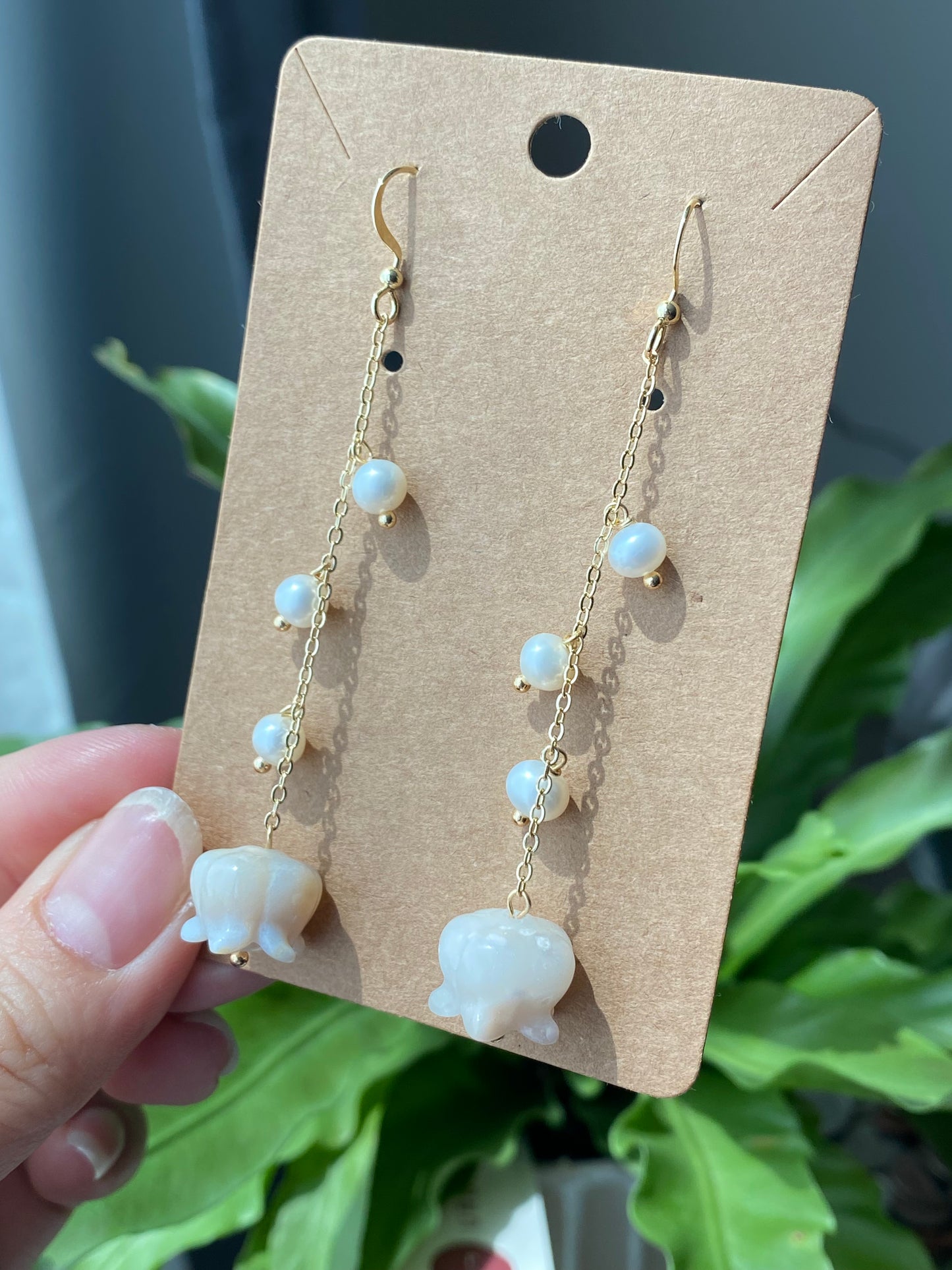 Natural Hand Carved Lily of the valley,bell Orchids,flower agate dangle drop earring,Wedding Earrings, Bridesmaid Gift,gift for her