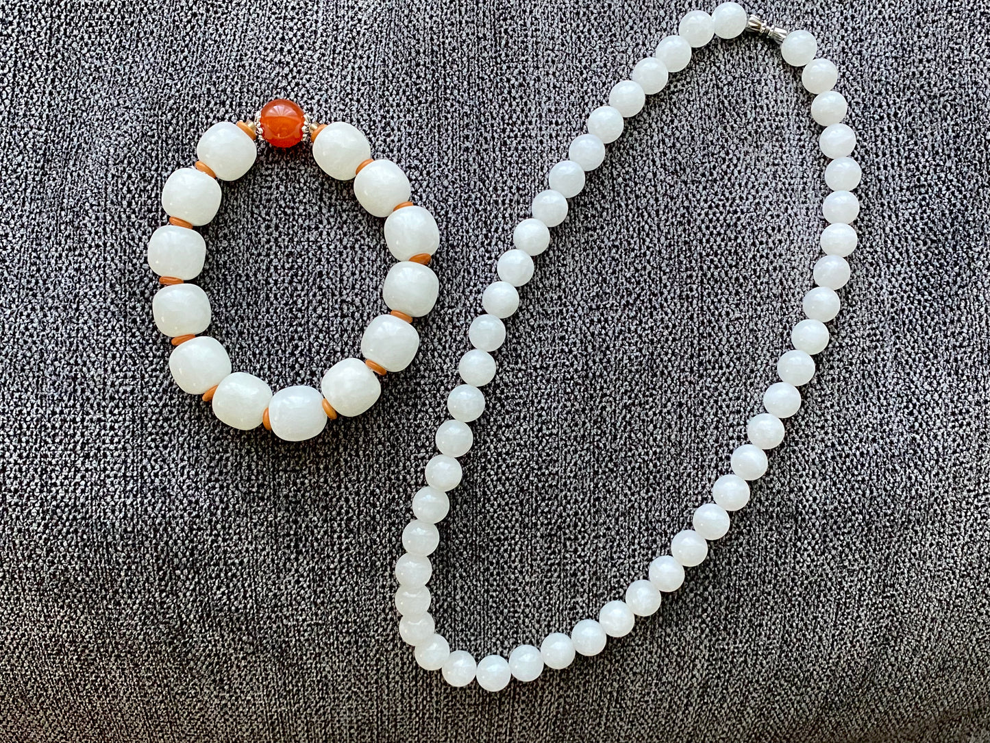 Make Friend Price Authentic  Natural Hetian White Jade Round bead White Nephrite Nacklace 10mm Best Gift for her,gift for Mom