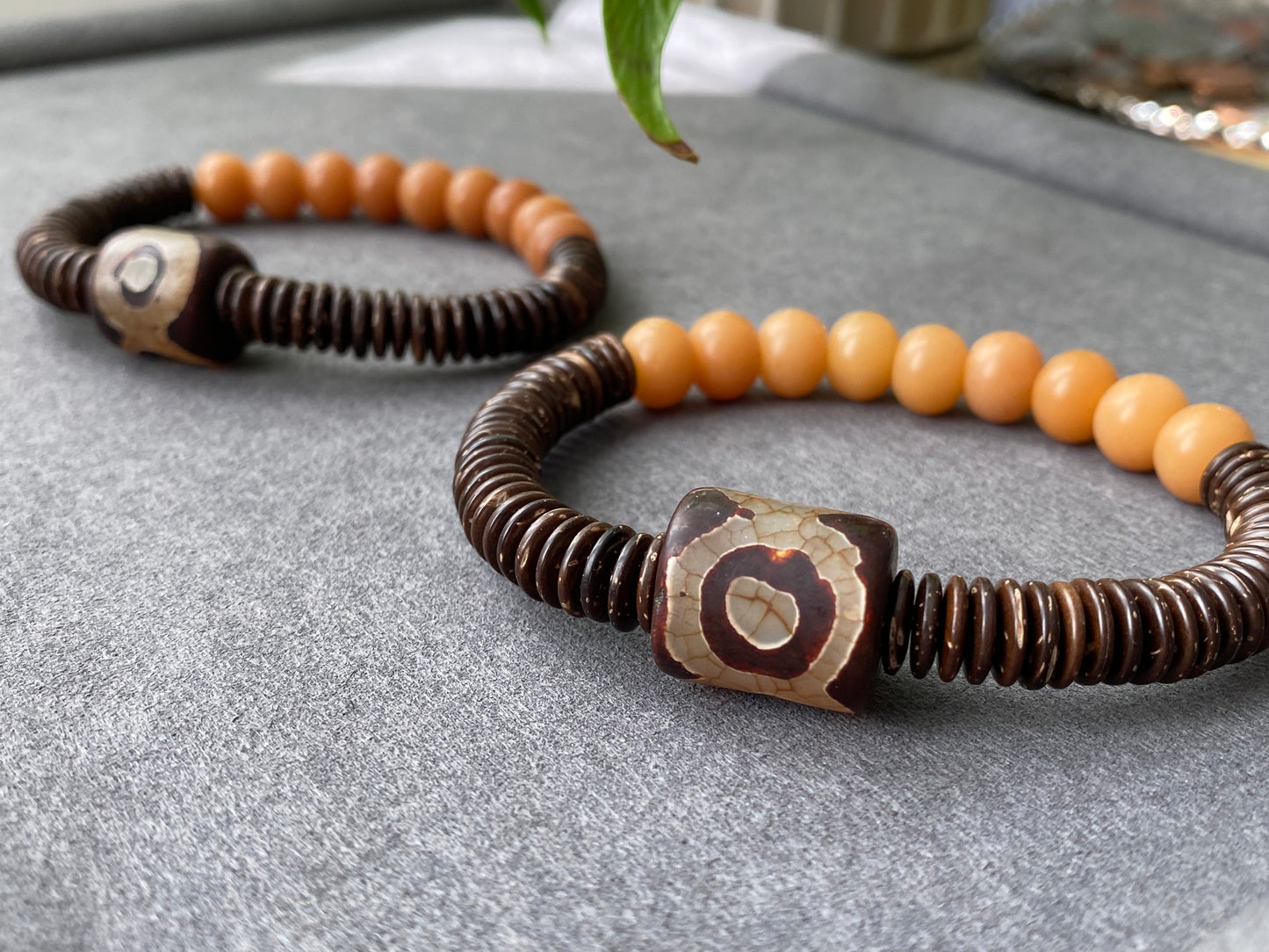 Natural Coconut Shell  design with Caramel brown bodhi root and Dzi Beads Prayer mala Yoga meditation Balanceing Bead bracelet