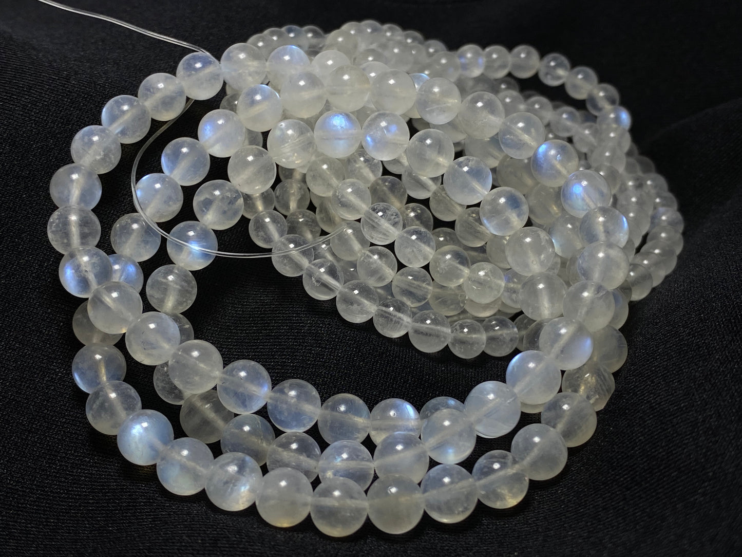 Sri Lanka AAAA grade blue illuminate nature rainbow moonstone bead 6mm+ 7mm+