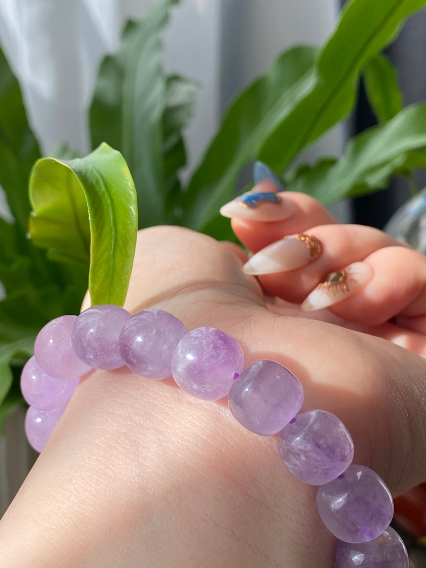 Natural Amethyst Light Purple ,Violet,Lavender,Purplevine,Trendy Purple tone short barrel Bracelet