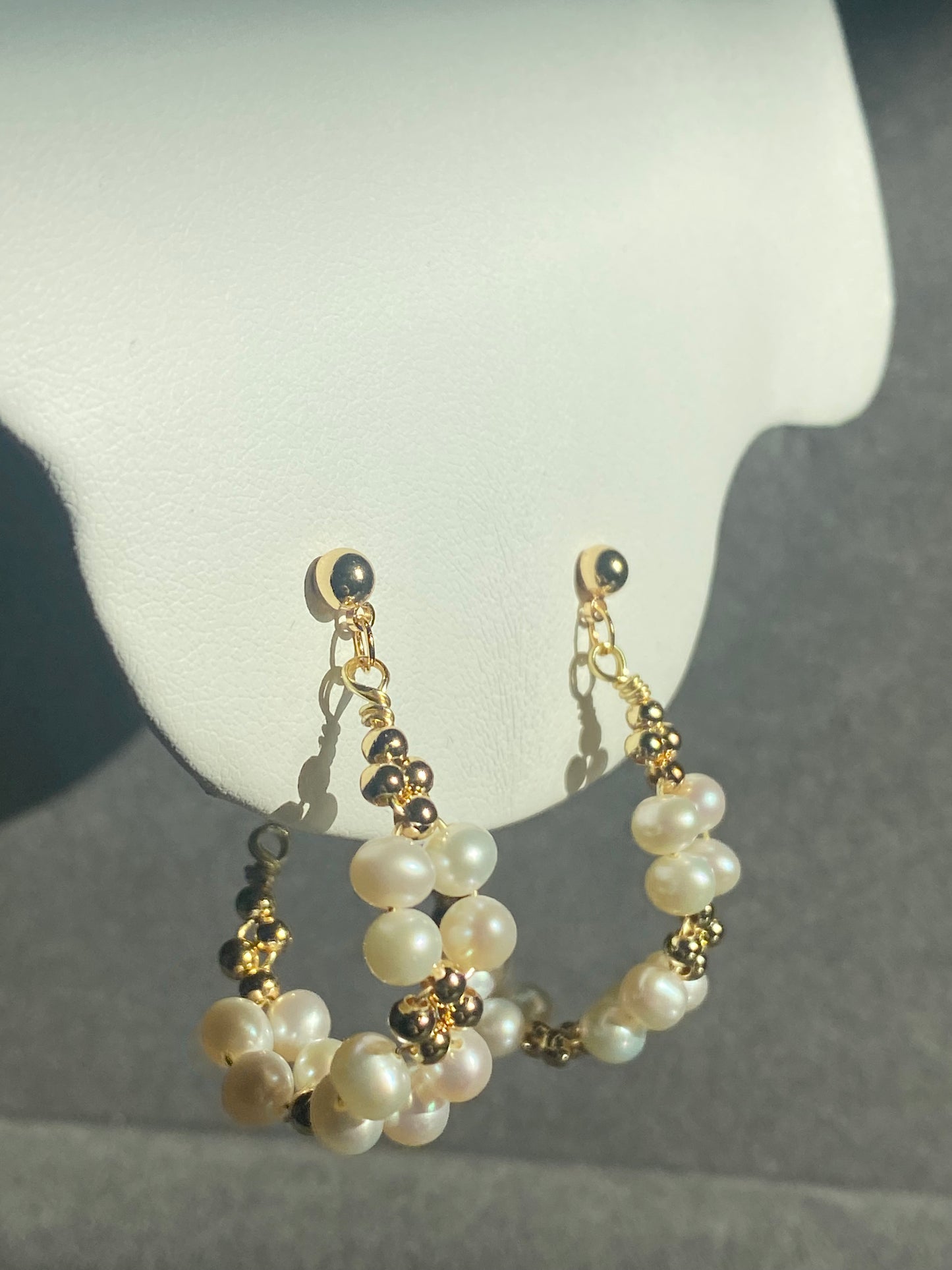 Natural Fresh water Pearls 14k gold filled wire pearl hoop princess earrings