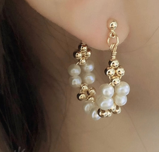 Natural Fresh water Pearls 14k gold filled wire pearl hoop princess earrings