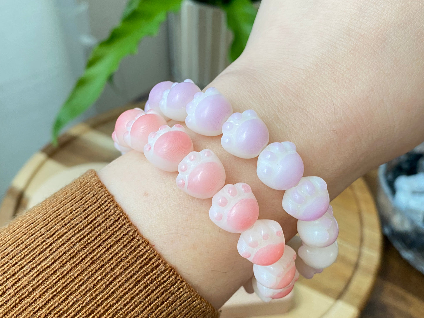 Hand Sculp Barbecue/BBQ  pink purple Cat Paw Natural white Bodhi root polished Bead Bracelet 12mm+