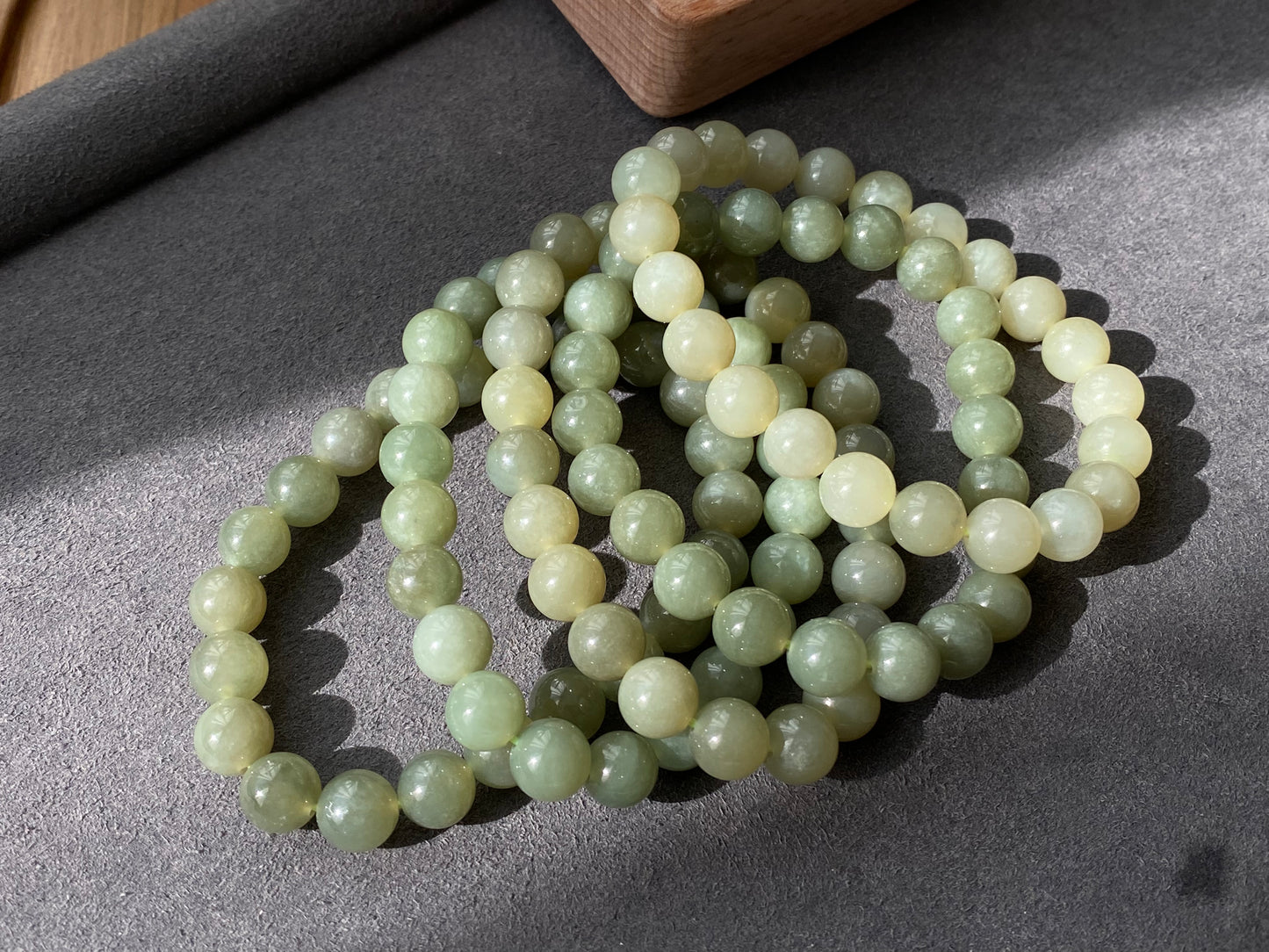 Natural Myanmar Green Jadeite，Nephrite Jade smooth round bead Bracelet,handmade bracelet 8mm+