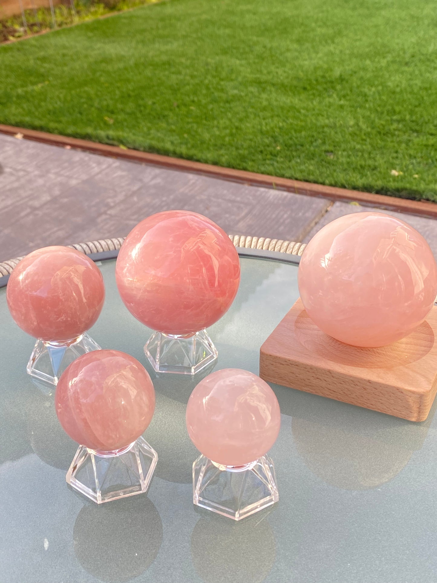 Hight grade 76MM Natural Rose quartz Sphere，Quartz Crystal Ball,Crystal Healing Divination ball,Led light stander