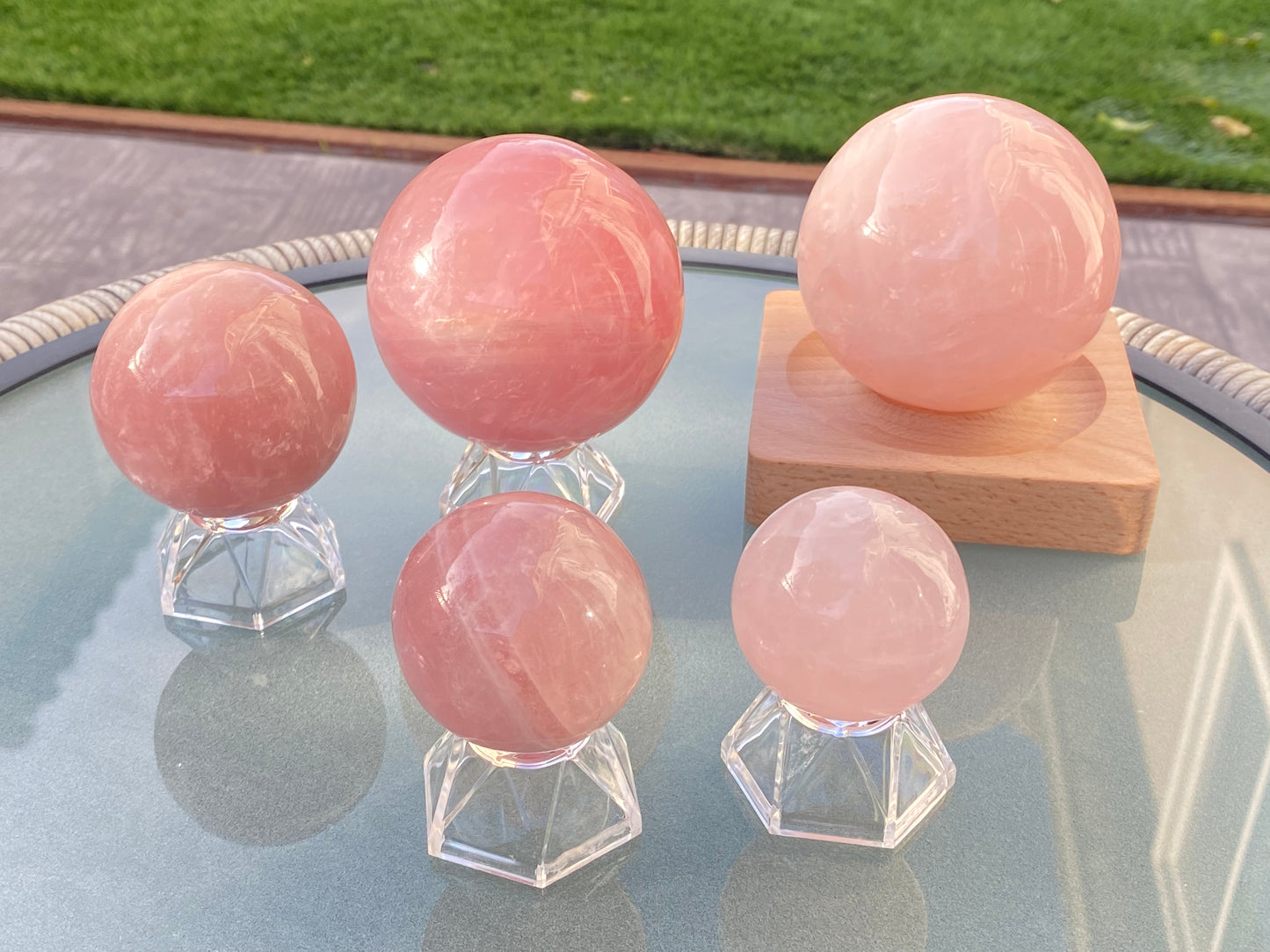 Hight grade 76MM Natural Rose quartz Sphere，Quartz Crystal Ball,Crystal Healing Divination ball,Led light stander