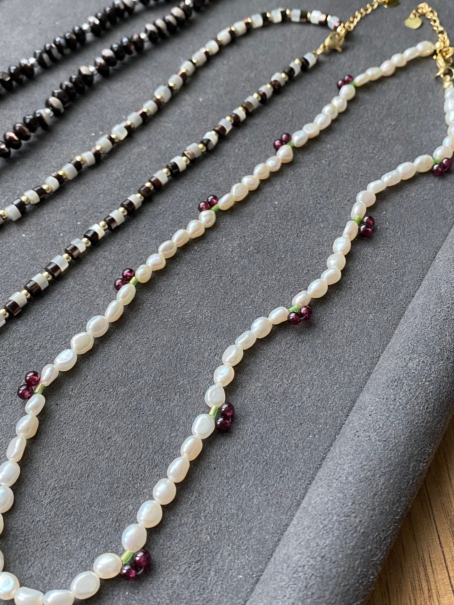 Mother of pearls color block black and white multiple use Necklace,handmade necklace