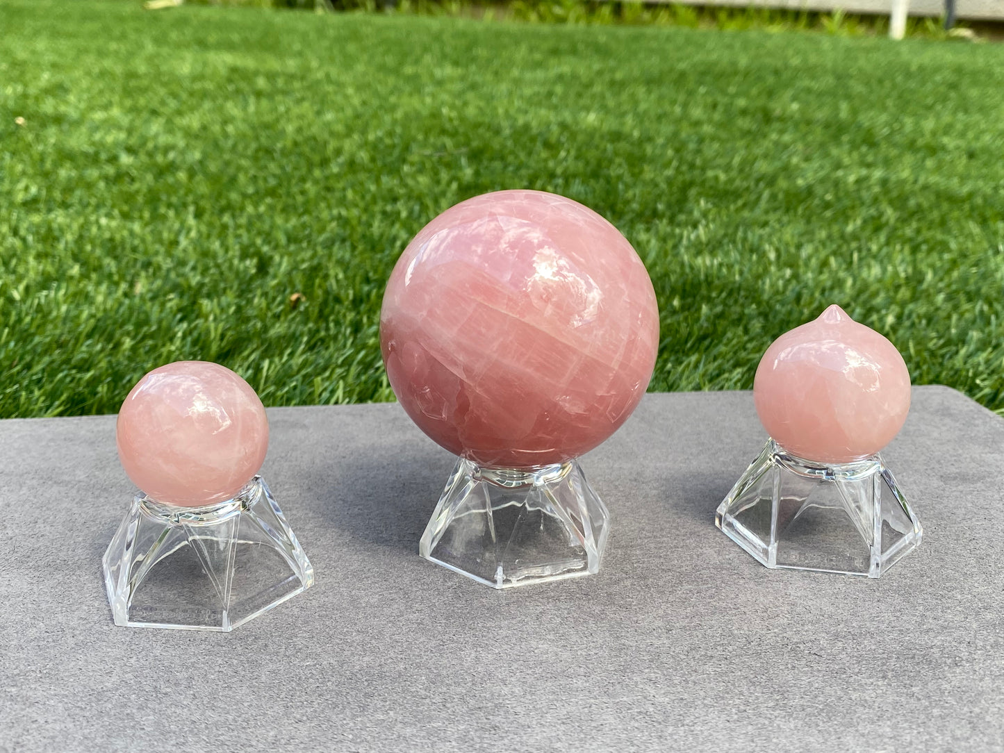 Hight grade 76MM Natural Rose quartz Sphere，Quartz Crystal Ball,Crystal Healing Divination ball,Led light stander