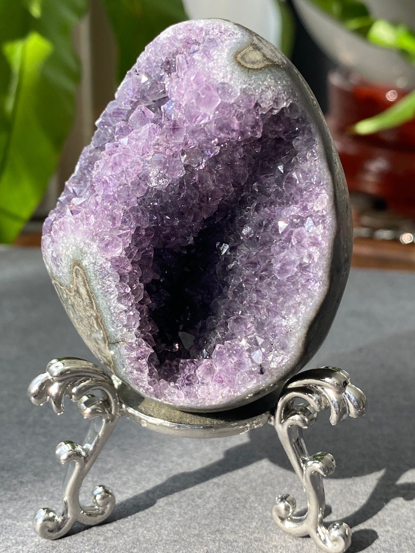 Natural Amethyst Dragons Egg with Stand- From Brazil，healing and cleansing powers & enhances spiritual awareness 130-215Gni