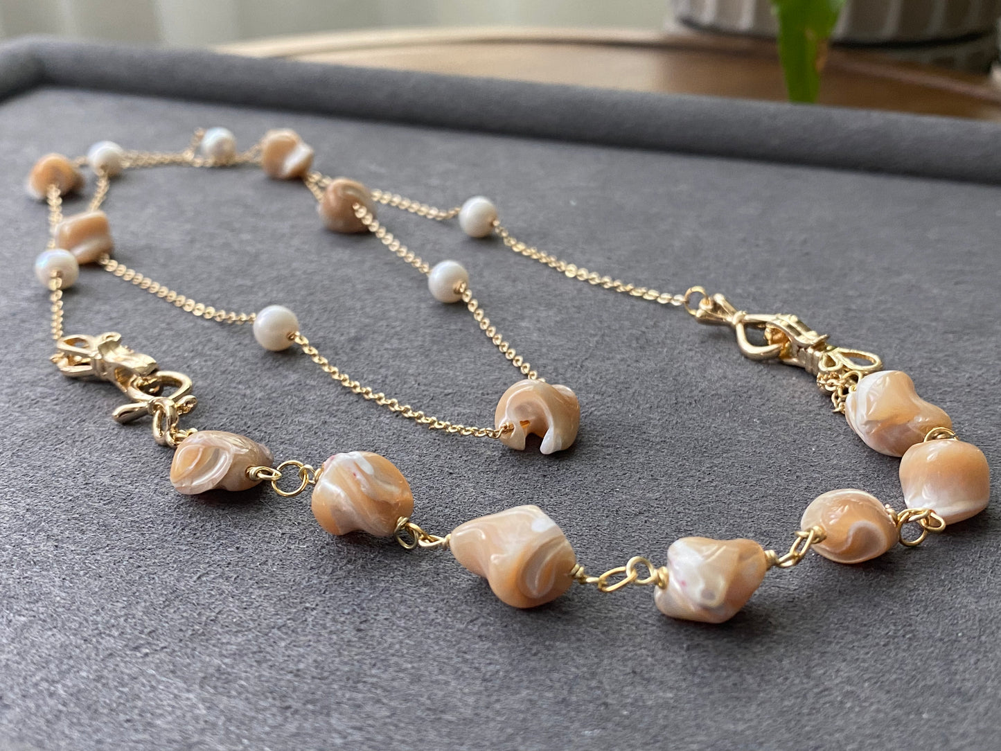 Natural Brown mother of pearls 14K gold Bracelet and Necklace set,it can Link to be long Necklace