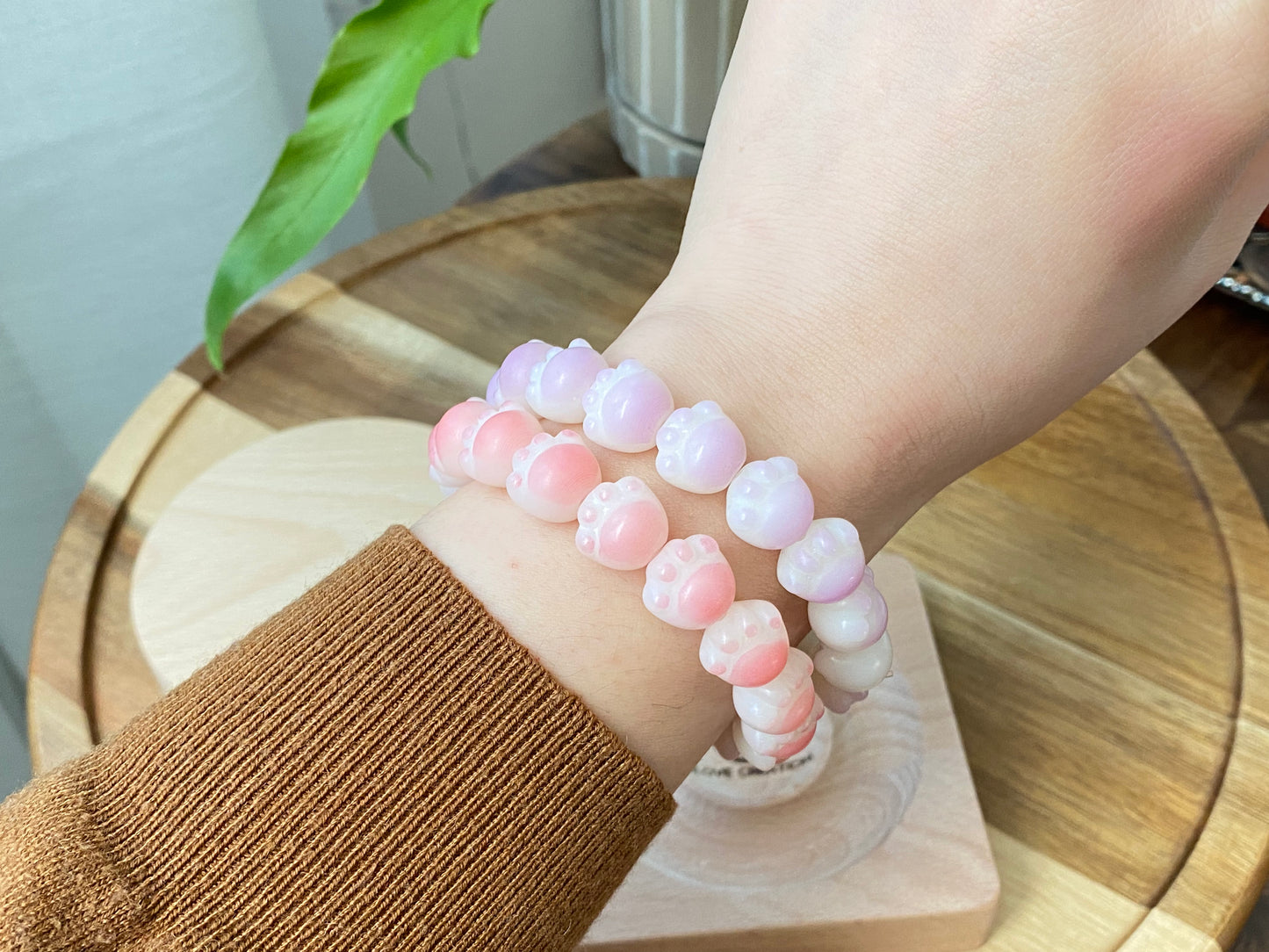 Hand Sculp Barbecue/BBQ  pink purple Cat Paw Natural white Bodhi root polished Bead Bracelet 12mm+