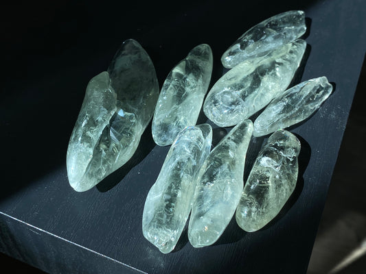 AAAA Clear grade Natural raw light green Beryl ,clear Berylite,good for pendant