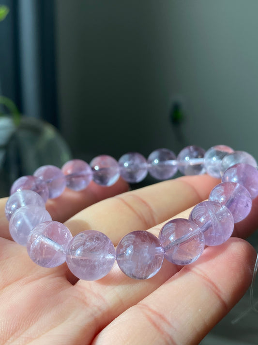 Natural Grade Light Purple，Gradient Lavender Purple Amethyst Round Bead Bracelet，meditation  jewelry