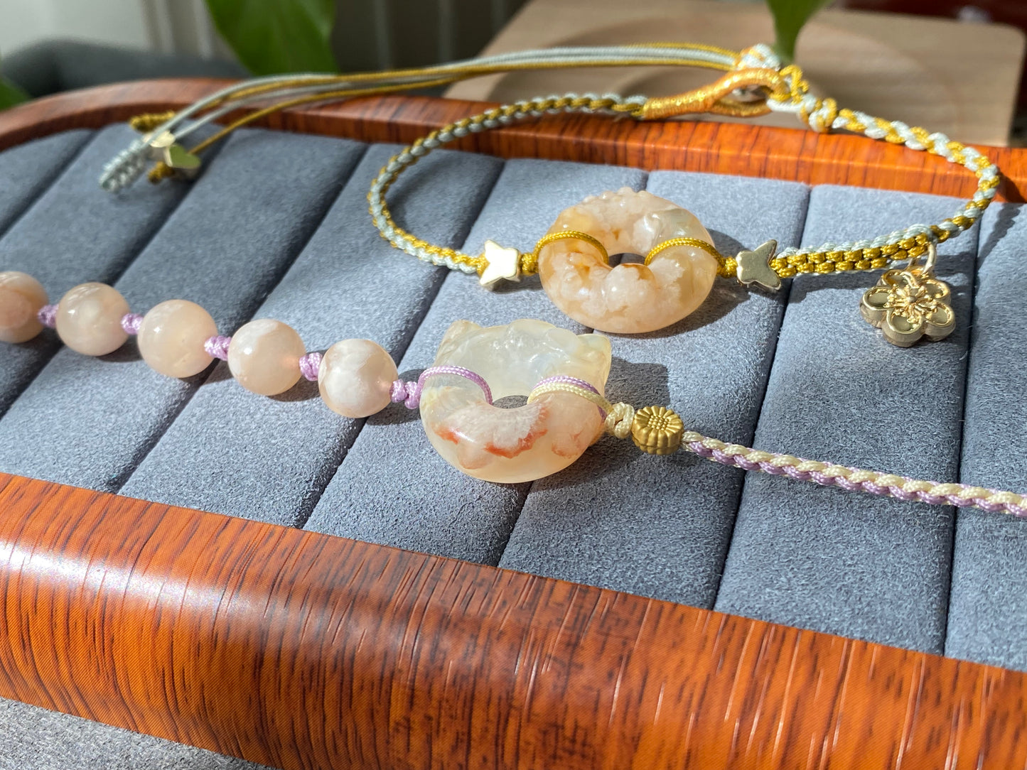 Natural Sakura Agate,cherry blossom agate hand carved hello kitty,star Donut ring braided rope Bracelet，Handmade Bracelet