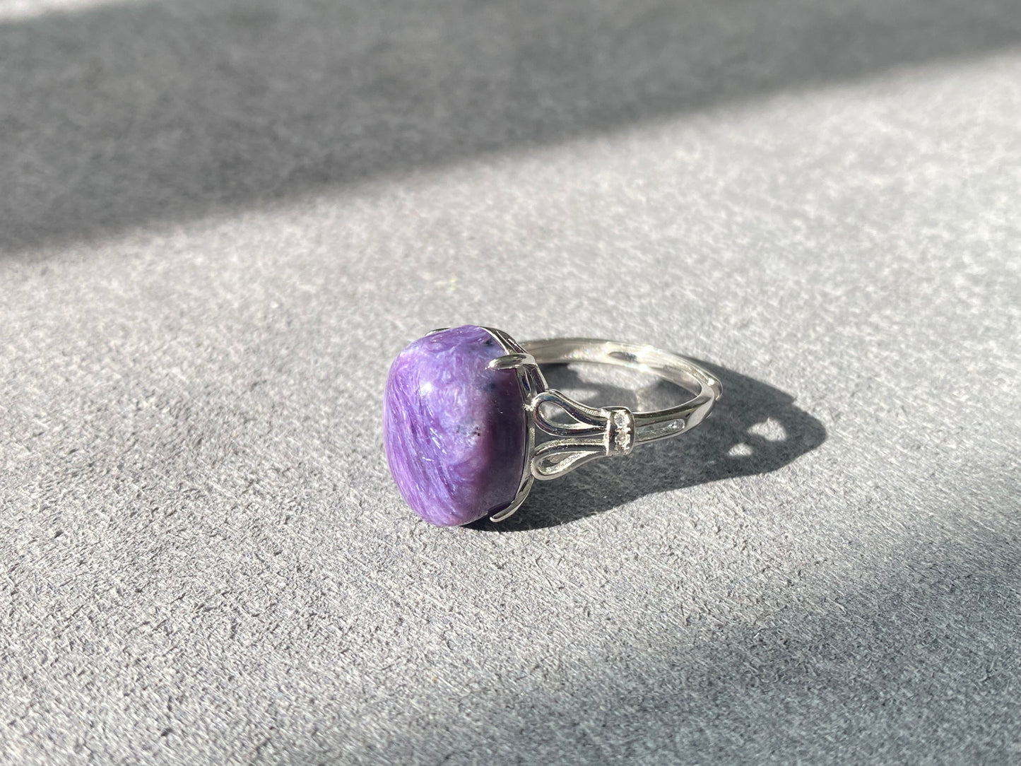 AAAAA Grade Purple Charoite,Flash Silky Fire Oval Shape Sterling Silver S925 Ring Prong setting Adjustable Ring