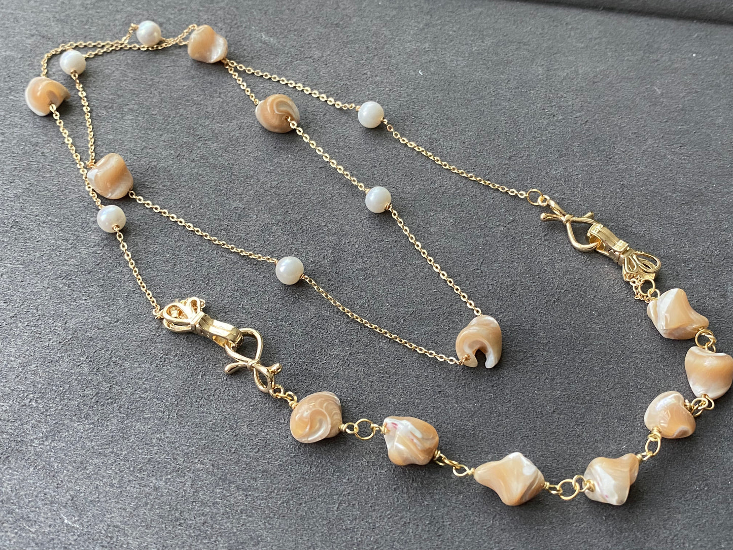 Natural Brown mother of pearls 14K gold Bracelet and Necklace set,it can Link to be long Necklace