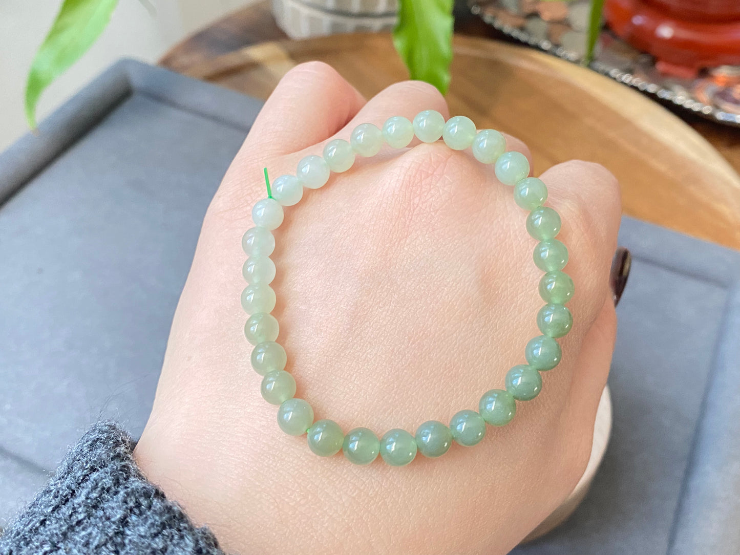 Rare Good Grade  Nephrite Hetian Jade Biyu ,Round Gradient Green Bracelet 6MM