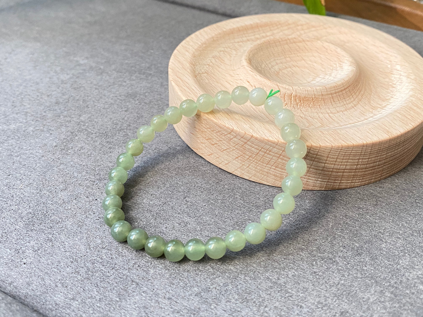 Rare Good Grade  Nephrite Hetian Jade Biyu ,Round Gradient Green Bracelet 6MM