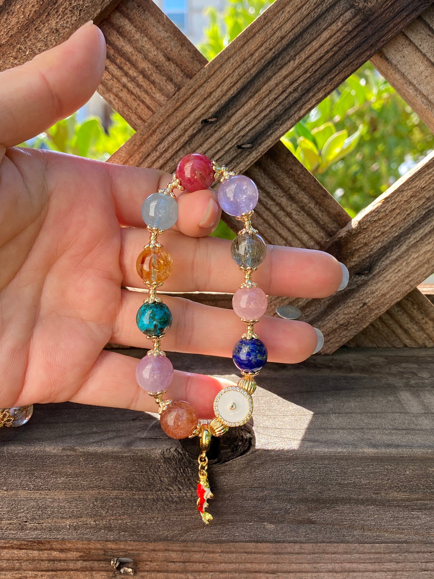 sunstone，rose quartz，Blonde crystal，Turquoise ，Amethyst，Rhodonite，Black Rutilated ，Lapis Lazuli，aquamarine all in one bracelet