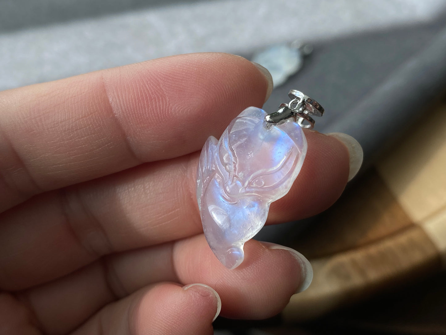 Sri Lanka Natural High Grade Blue Fire Moonstone Hand Carved Fox Pendant Necklace