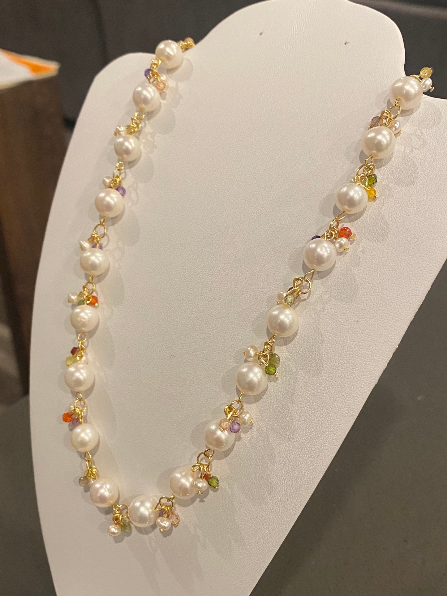 Natural Freshwater Pearl White round 8-9MM Baroque Pearls with rainbow colorful facted Crystal 14K gold Necklace